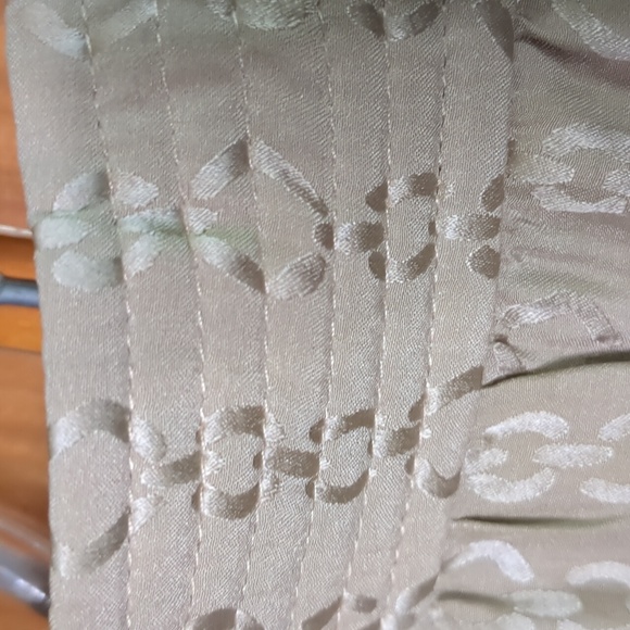 TRINA TURK* size 6 faux wrap belted long sleeve champagne chain print silk dress - Picture 17 of 17